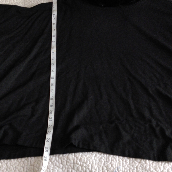 Capote S/M Bamboo Blend Faux Fur Black Poncho - Picture 7 of 17